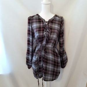 Motherhood Maternity medium plaid shirt blouse top soft